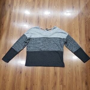 Gray & Black Absolutely Famous Colorblock Sweater!